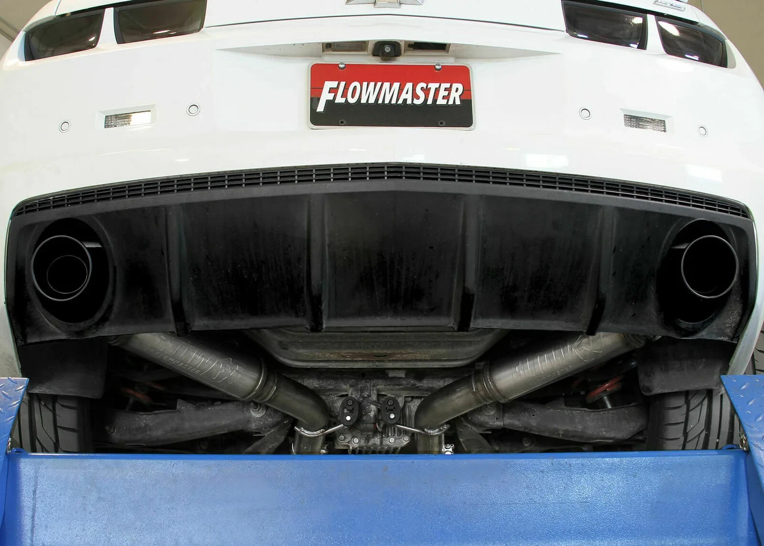 2010-2015 Ram Axle-Back Exhaust Flowmaster Stainless Steel
